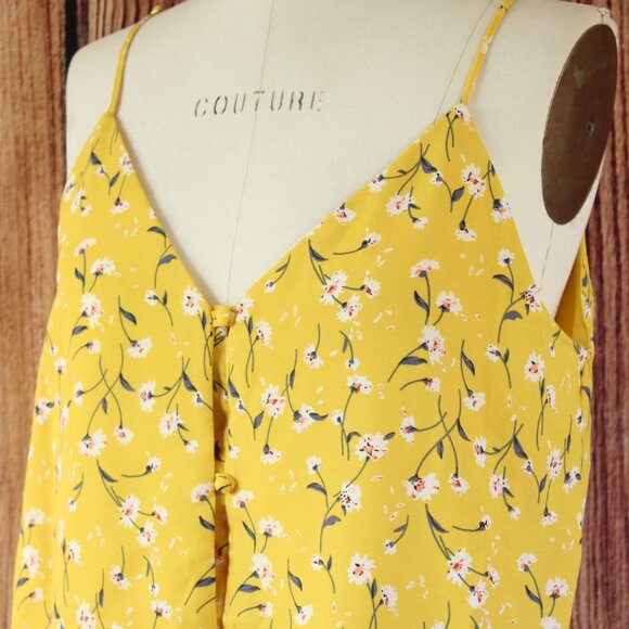 Sienna Sky Womens Top, Size Medium, Yellow Floral Tie-Front Sleeveless, - Picture 8 of 11